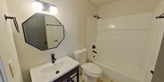 University Manor - Newly Renovated Units just a short walk from Campus! Gallery 125