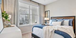 Rosalia Verdae - 55+ Active Adult Apartment Homes Gallery 20