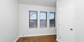 7525-33 S. Kingston Avenue Gallery 8