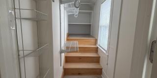 6 Griffin Avenue Gallery 24