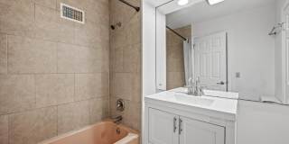 116 S Deerpath Road Gallery 16
