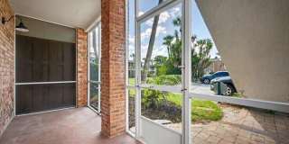 22 COMARES Avenue Gallery 25