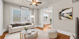 73 S Michigan Avenue Gallery 1