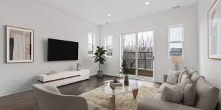 1952 W Ohio Street Gallery 2