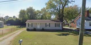 1907 Byron Street Gallery 1