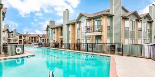 Lake Village West Apartments Gallery 13