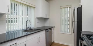 The Village at Del Mar Heights Gallery 32