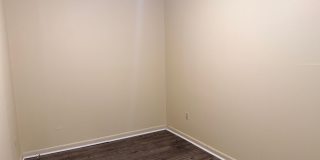 560 Manor St Gallery 20