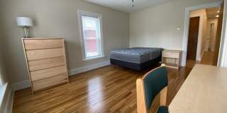 1202 Memorial Avenue Gallery 22