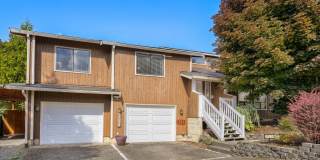 3-bed/2.5-bath Tri-Level Home on Lea Hill! 3-bed/2.5-bath Tri-Level Home on Lea Hill! Gallery 1