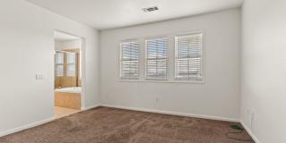 Spacious 3-Bedroom Dublin Townhome with Private Balcony & Fireplace Gallery 18