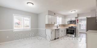 2329 Glencliff St Gallery 12