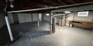 2327 Eastview Ave. Gallery 15