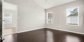 6214 Rolling Tree Street Gallery 10