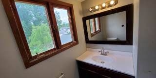 Charming 4-Bedroom Property in Prime Location Gallery 32