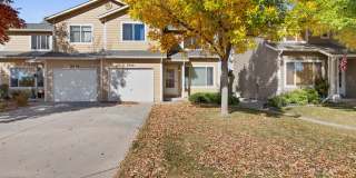 3 Bedroom 3 Bath Townhome Gallery 1
