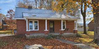 Spacious 3-Bedroom Home with Full Basement and Modern Updates in Sparta Gallery 1
