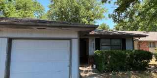 Available Now 2 bedroom 2 bath duplex! Gallery 1