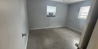 812 10th Street Gallery 6