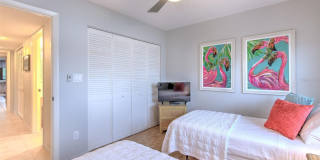 Furnished - Short Term! Gallery 31