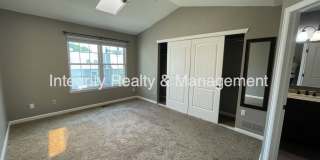 2 Bed/2.5 Bath Townhome, 1102 sq ft, 1811 S Quebec Way #236 Gallery 18