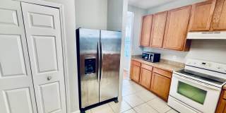 For Rent: Spacious 3 Bed / 2 Bath Single-Family Home in Bayside Lakes Gallery 8