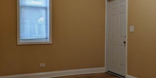 712 S Aberdeen Street Gallery 6