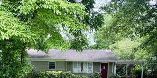 Cute Three Bedroom Near Piedmont Hospital Gallery 1