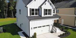 Room in 4 Bedroom Home at Edgerton Dr Gallery 1