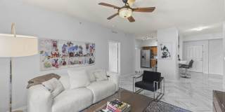 250 NE 3rd Avenue Gallery 2