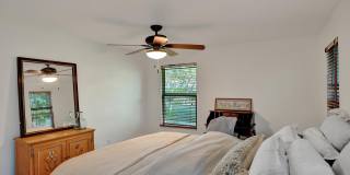 710 NW 1st Avenue Gallery 28