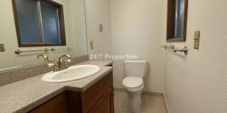 Cute 3 BD | 1.5 BA Home in Lake Oswego - Lake Access! Cute 3 BD | 1.5 BA Home in Lake Oswego - Lake Access! Gallery 16