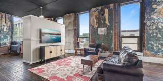 Downtown Loft for Lease Gallery 1