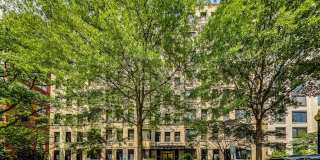 Stylish 1 Bedroom Condo in Foggy Bottom! Gallery 1