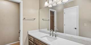 Charming 3 bed, 2 bath home in desirable Indian Springs area Gallery 18
