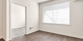 Luxurious Studios with Rooftop Deck and Secured Entry! Gallery 71
