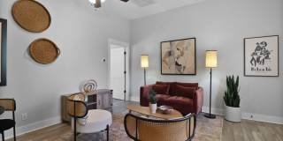 Modern and Updated Furnished 1 Bed 1 Bath Gallery 4