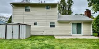 Ready 07-10-26! Great 3-bedroom home in Aragona Village! Stainless Steel Appliances, Granite Counter Tops, & Updated Baths! Gallery 31