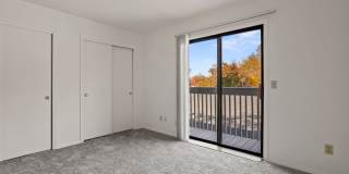 Charming 2bd/1.5ba SE Boise Townhome w/Pool Gallery 6