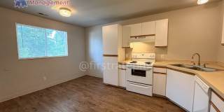 4900 West Blodgett Lane Gallery 6