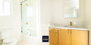 Townhome - 3 Bedrooms-2.0 Baths - Cudahy Gallery 14