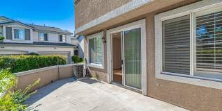 4 Bedroom Oaklane Townhome in Santa Clarita! Gallery 4
