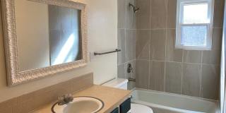 Sprawling Four Bedroom Home Gallery 18