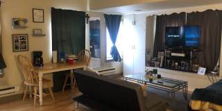 1643-45 N. Franklin Pl. Gallery 6