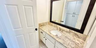 Beautiful 3 bed/3 bath In Costa Mesa Gallery 25