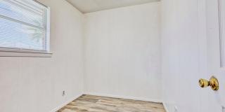 9981 GSCHWIND Avenue Gallery 14