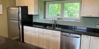 Beautiful Furnished Marsh Front Home - 6 mo Lease Term Gallery 16