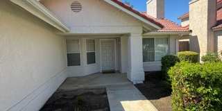 Clean 3 Bedroom / 2 Bathroom home near Stockdale High School, Recently Renovated! Clean 3 Bedroom / 2 Bathroom home near Stockdale High School, Recently Renovated! Gallery 4
