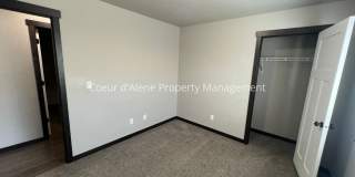 3 bed house behind Crown Pointe Park! Gallery 9