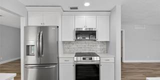 6305 COTTONWOOD LANE Gallery 20
